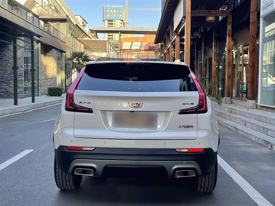 Cadillac XT4