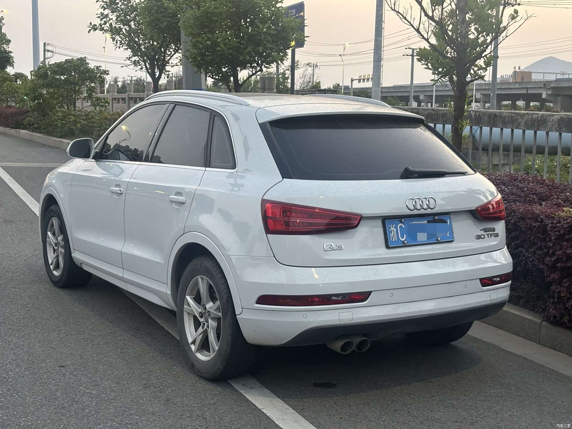 Audi Q3, 2019 10