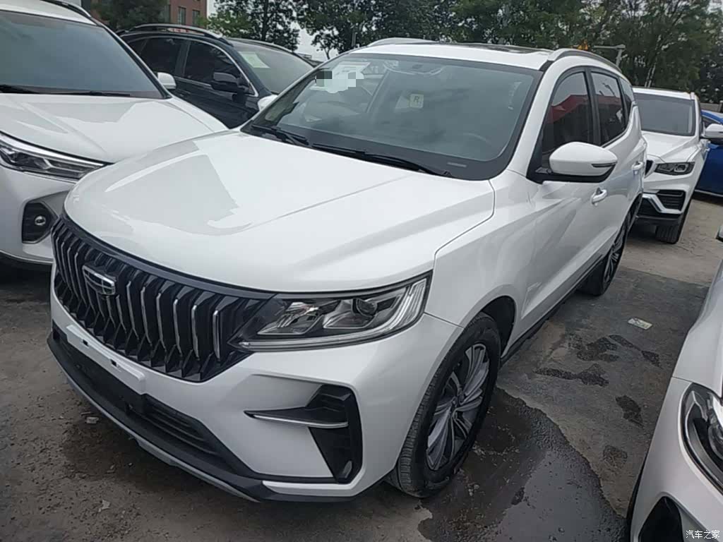 Geely X6, 2022 1