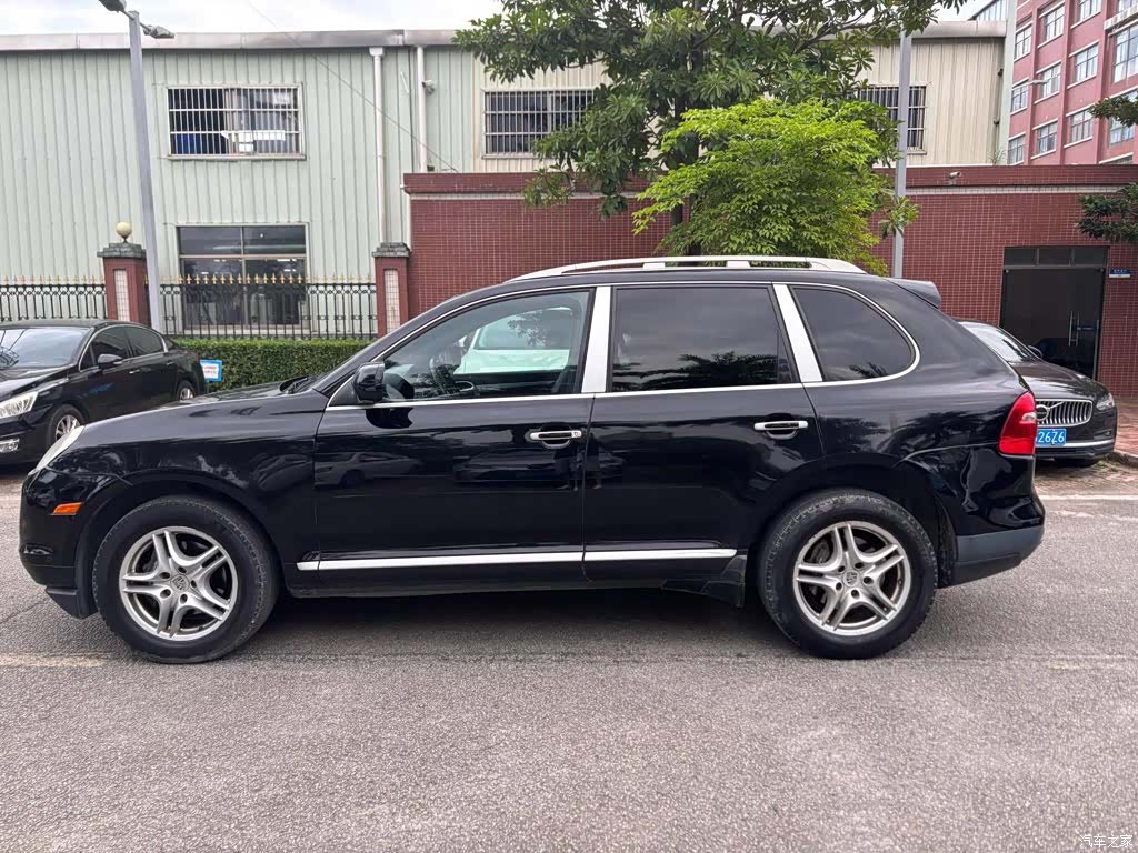 Porsche Cayenne, 2010 9
