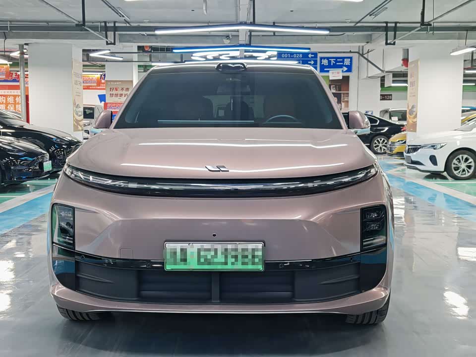 Li Auto Ideal L6