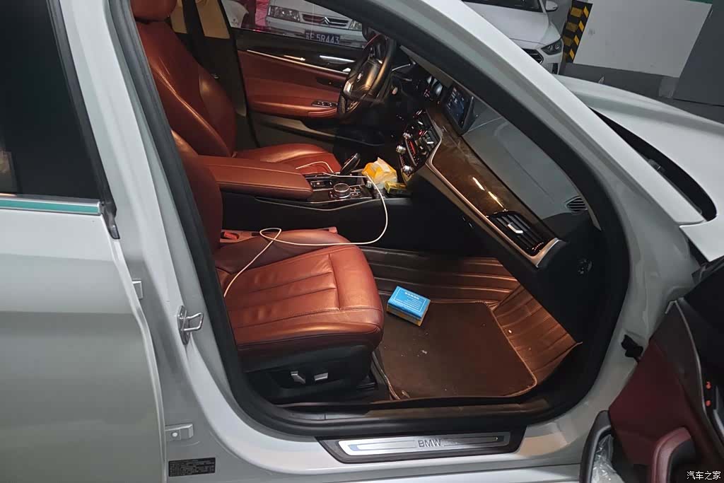 BMW 5 Series, 2017 8