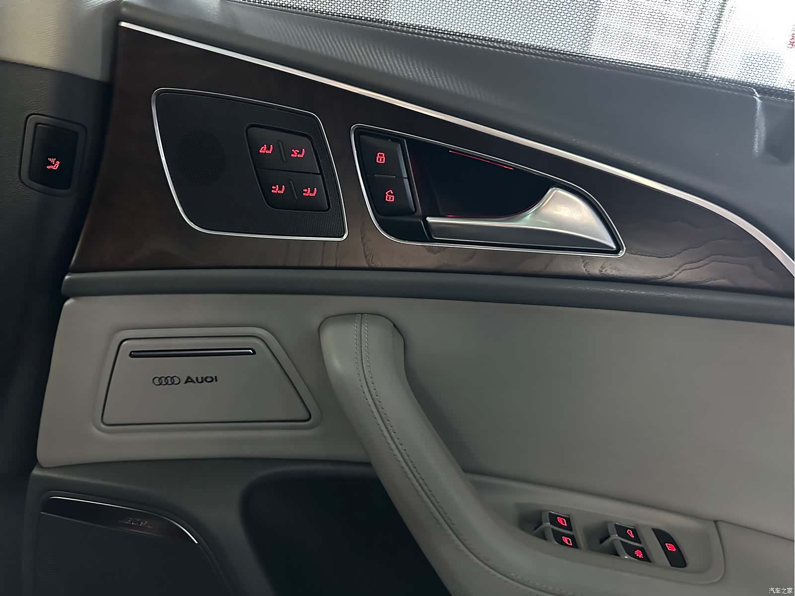 Audi A6L, 2013 21