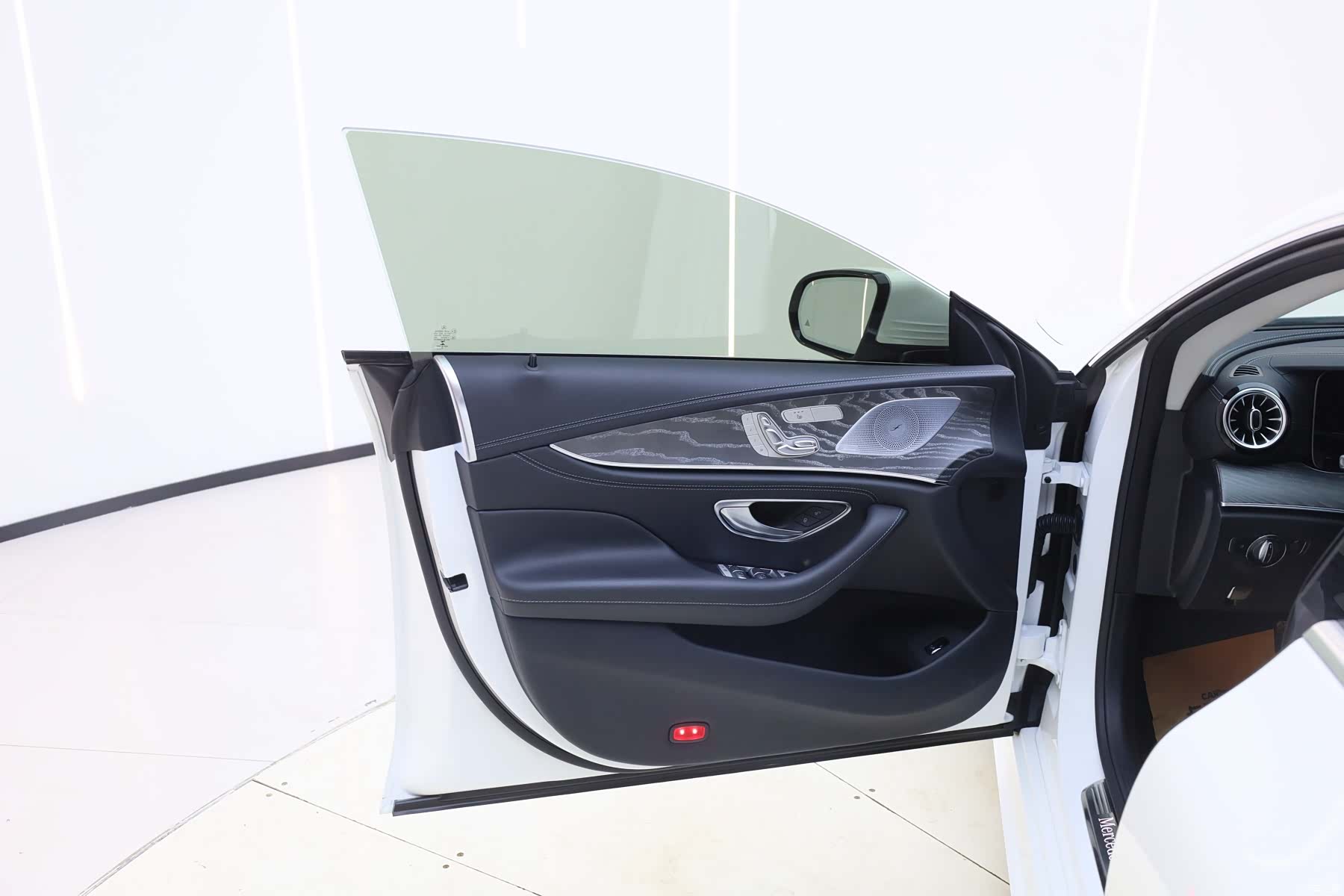 Mercedes-Benz CLS, 2022 11