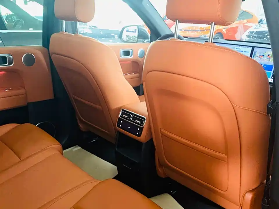 Li Auto Ideal L6
