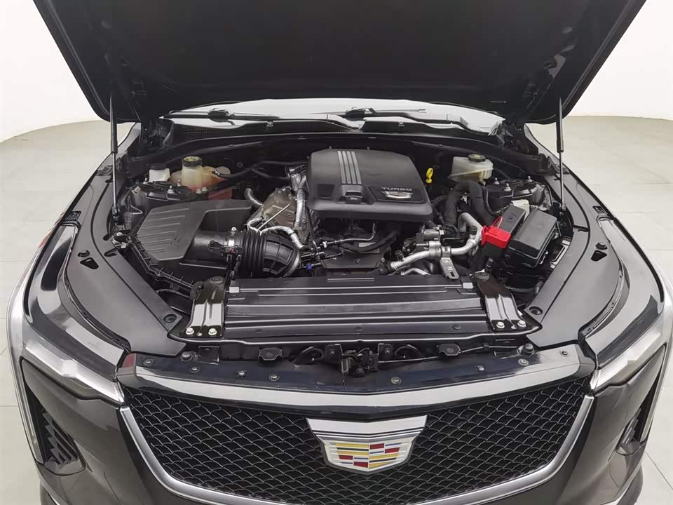 Cadillac CT4