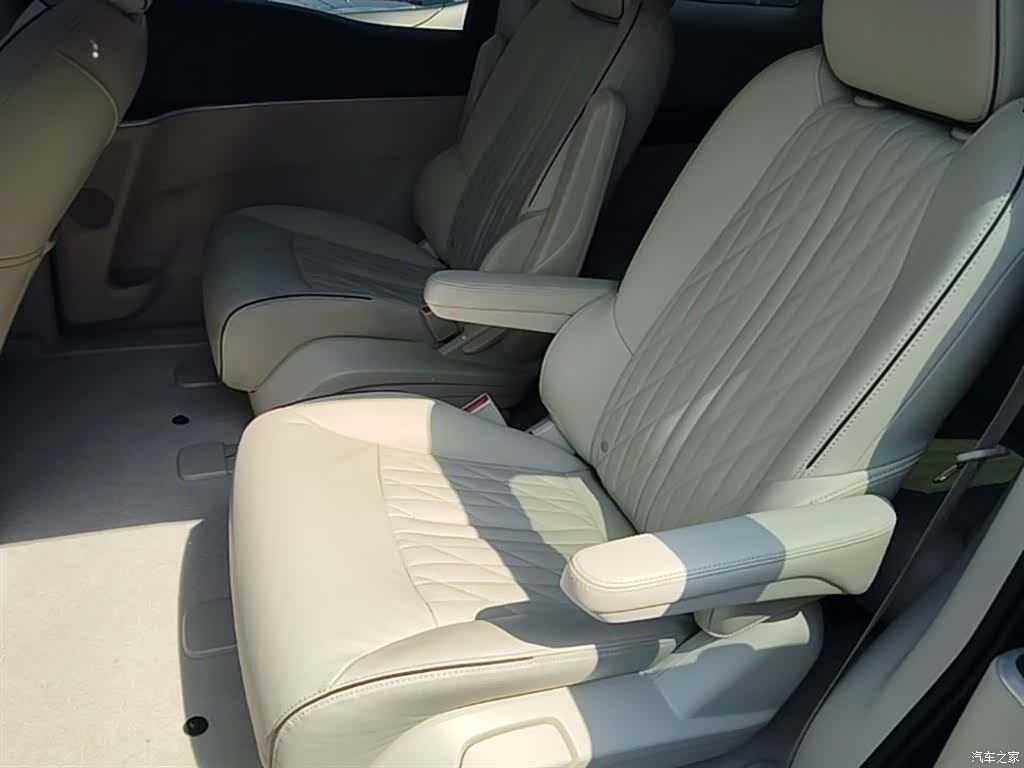 Buick GL8, 2022 17
