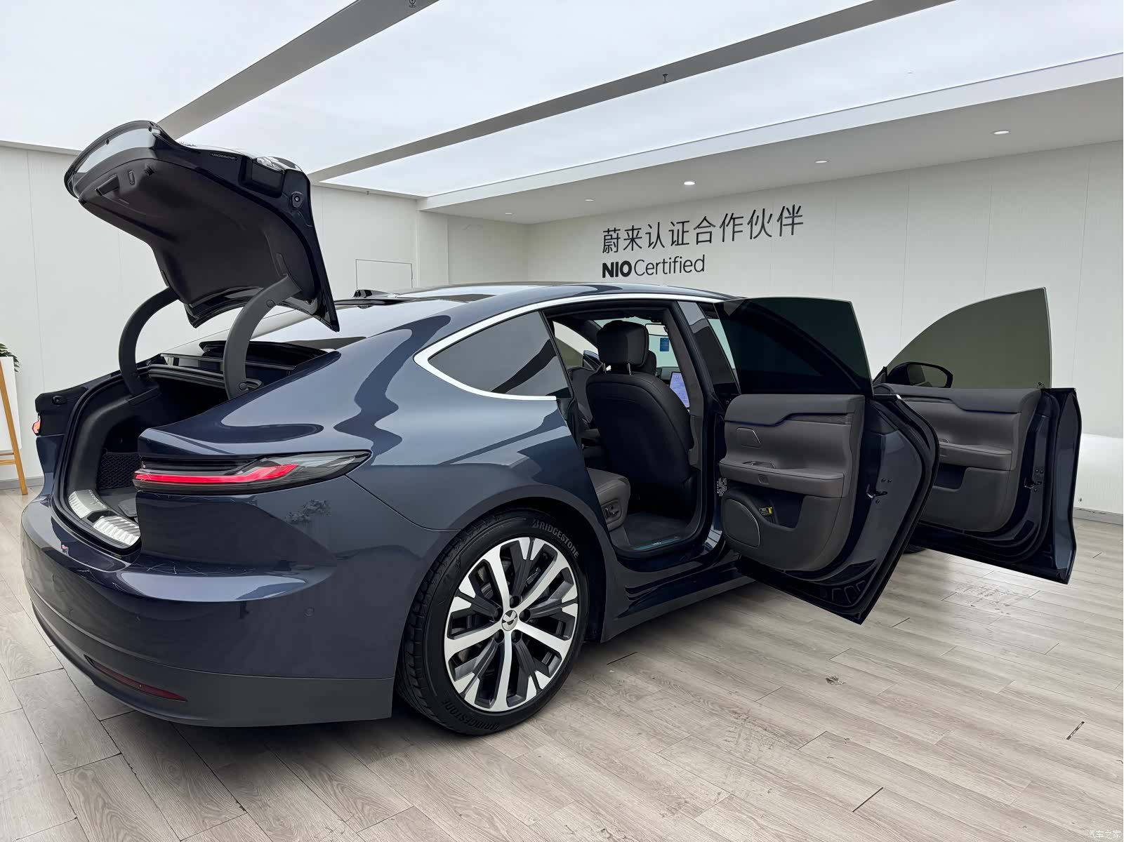 NIO ET7, 2024 11
