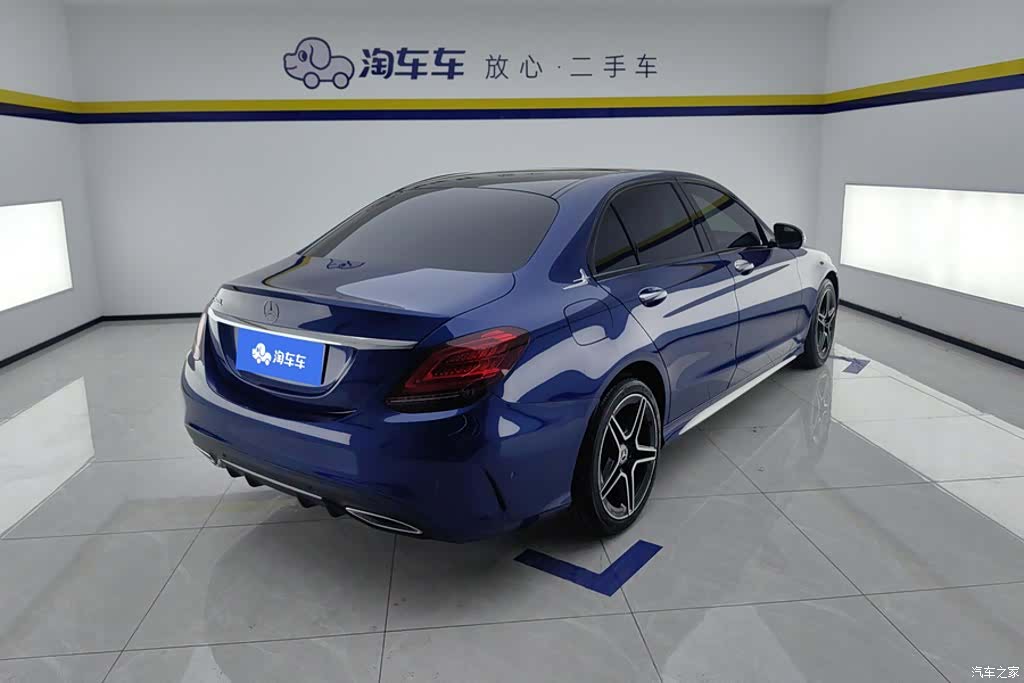 Mercedes-Benz C-Class, 2020 3