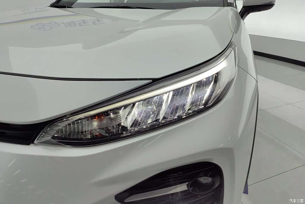Toyota Wildlander, 2021 все фото