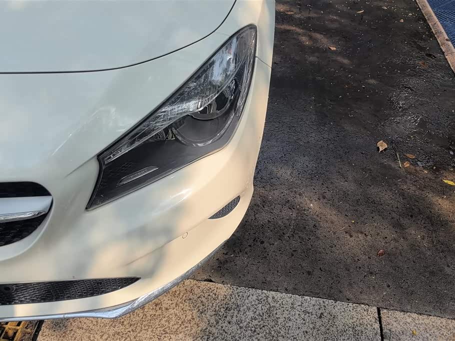 Mercedes-Benz CLA