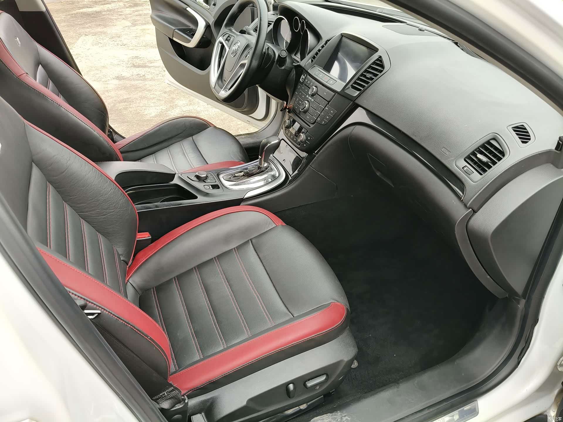 Buick Regal, 2012 9
