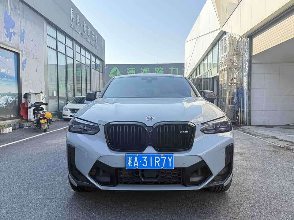BMW X4 M40i