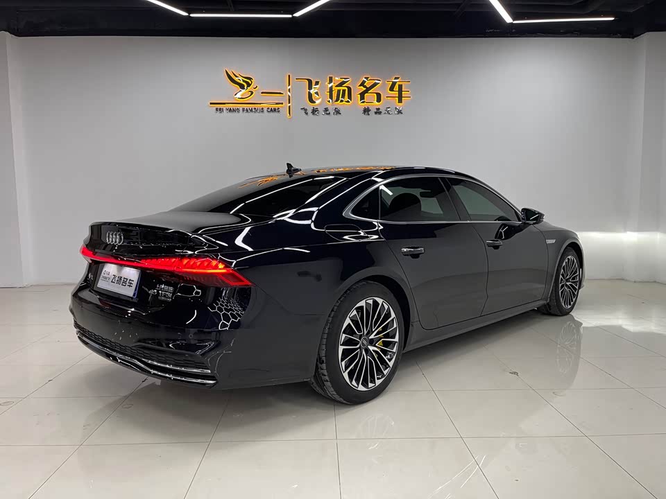 Audi A7L