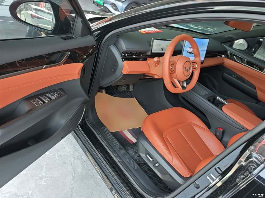 Wuling Starlight, 2025 16
