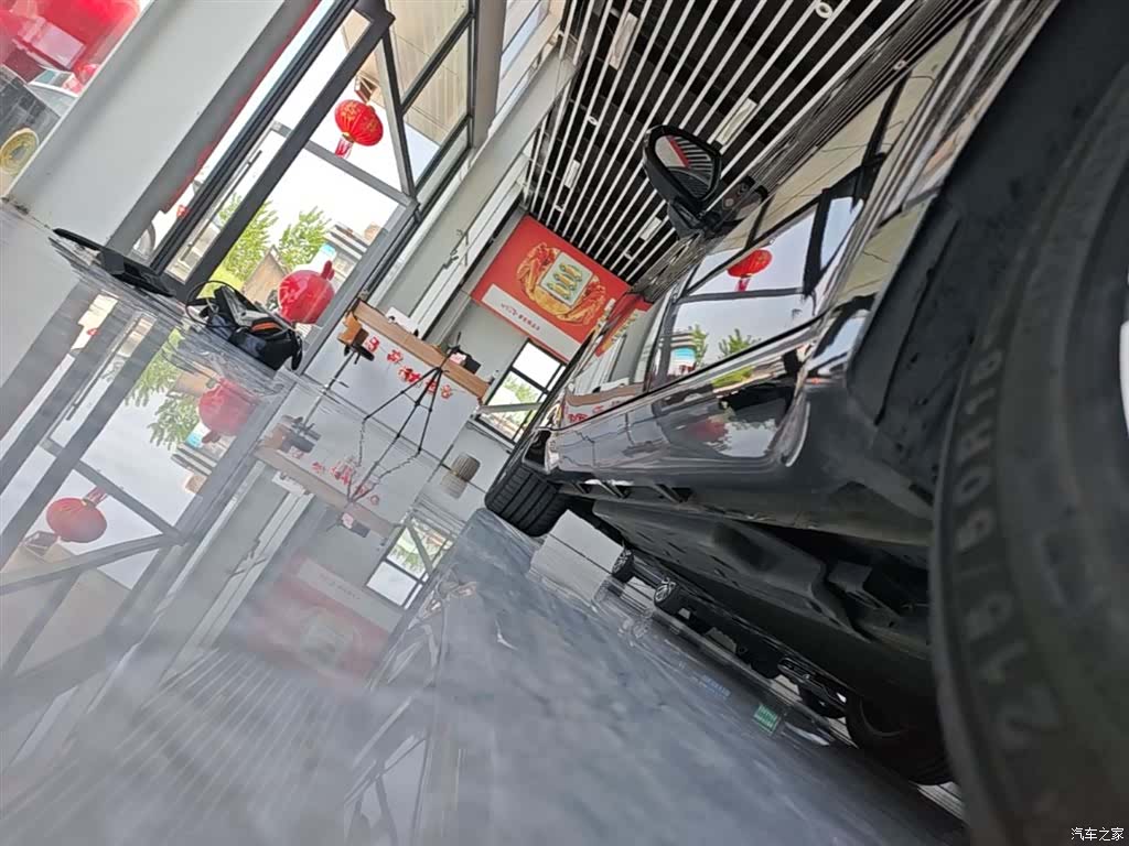 Wuling Starlight, 2025 22