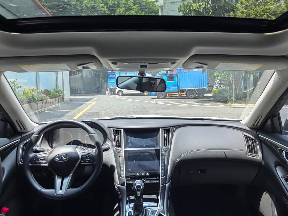 Infiniti Q50L Infiniti Q50L