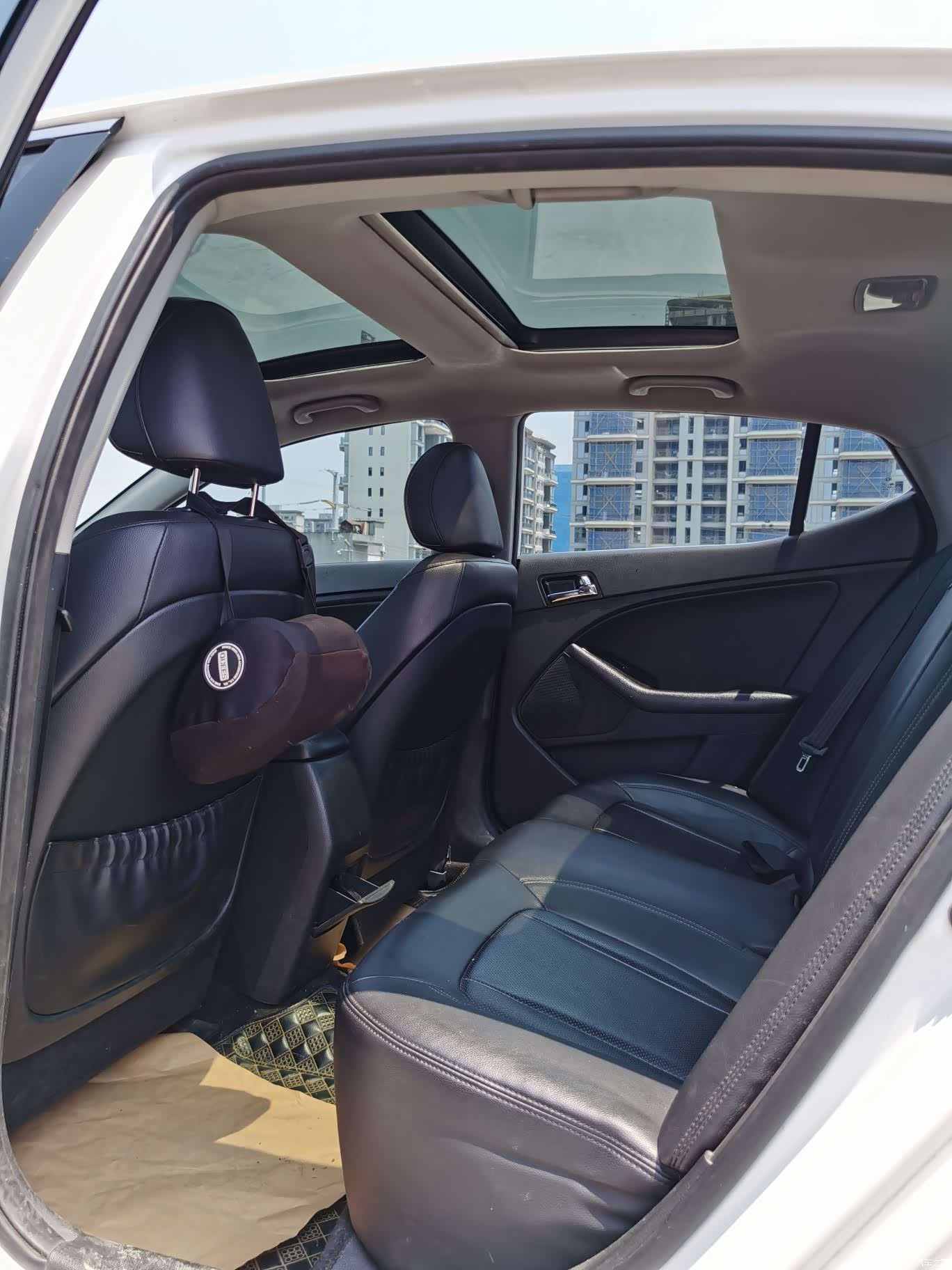 Kia K5, 2013 11