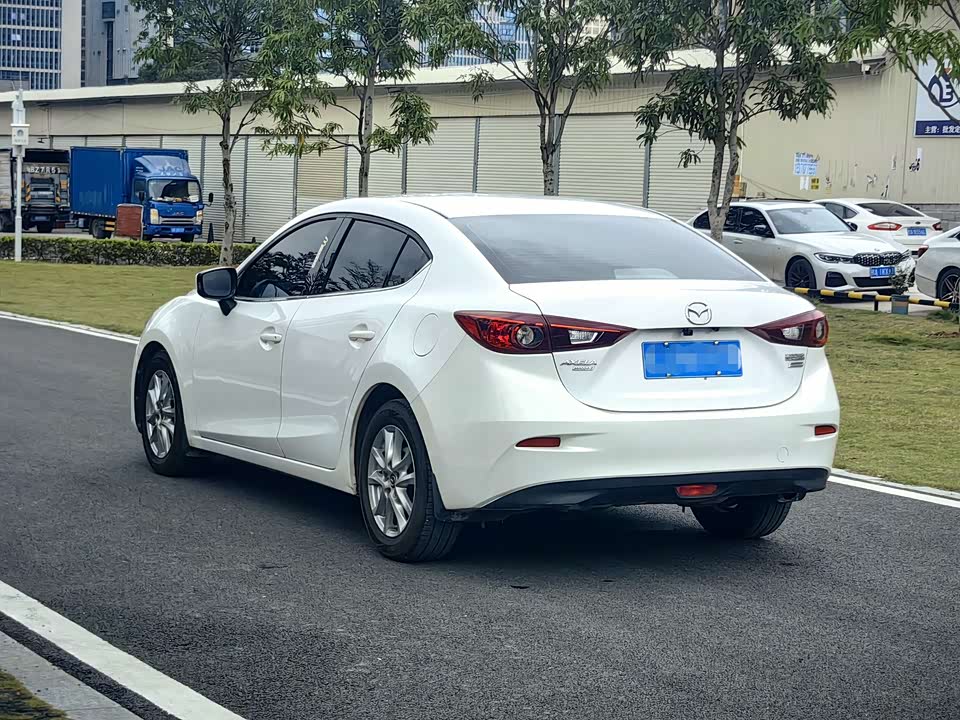 Mazda 3 Angkesaila