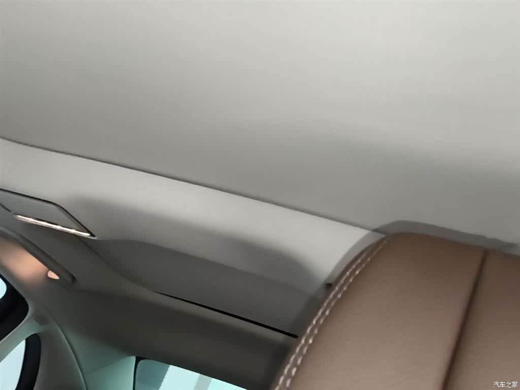 Mercedes-Benz E-Class, 2023 18