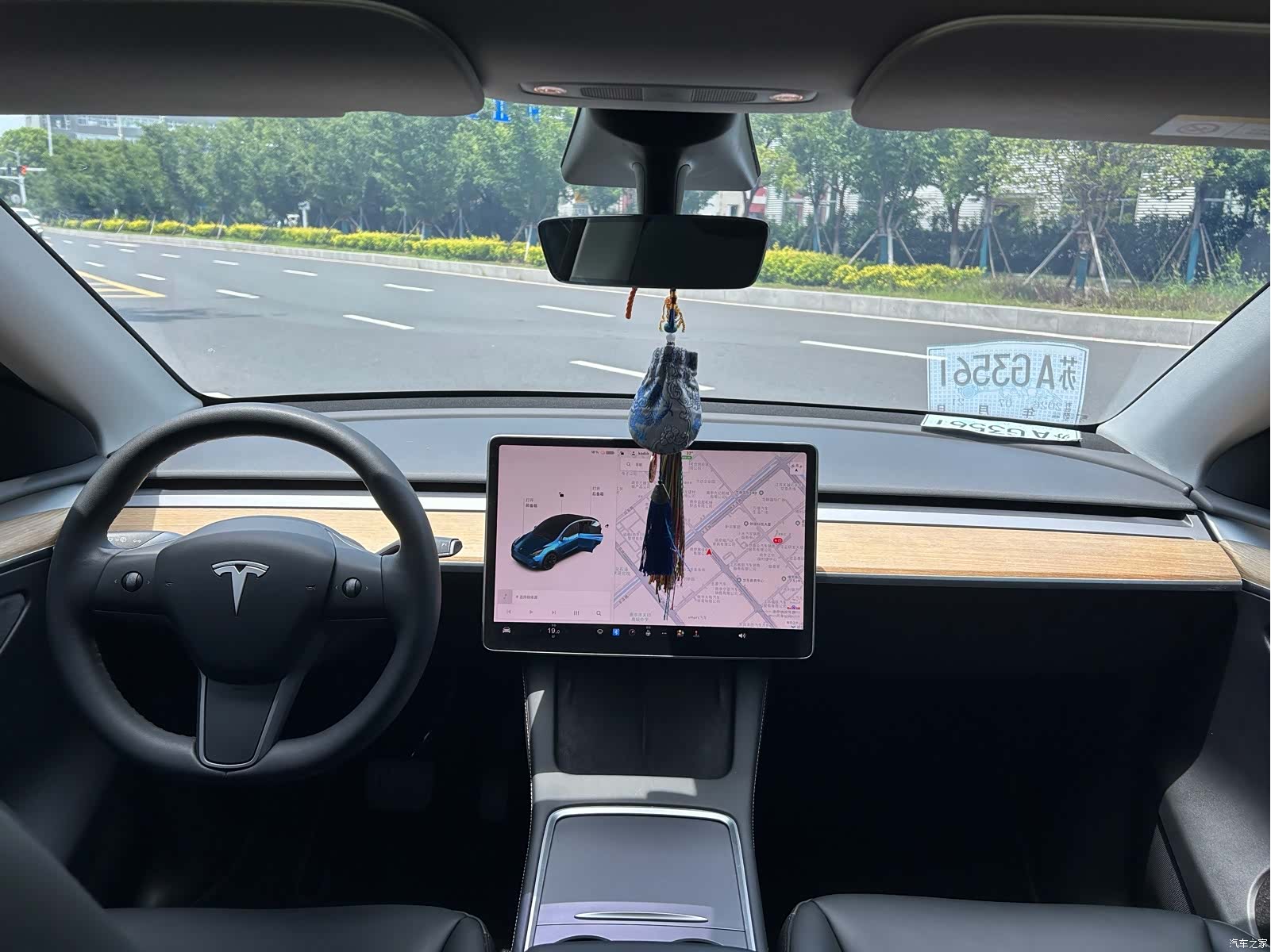 Tesla Model Y, 2022 6