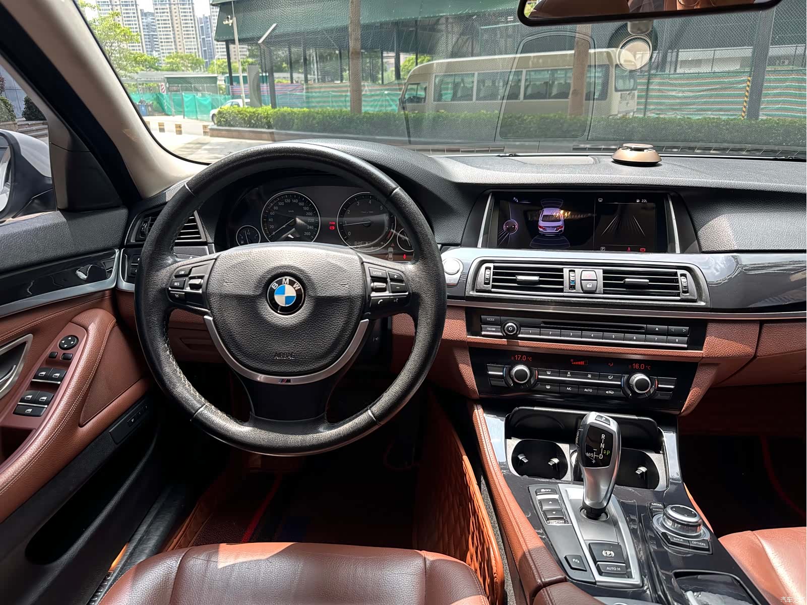 BMW 5 Series, 2014 12