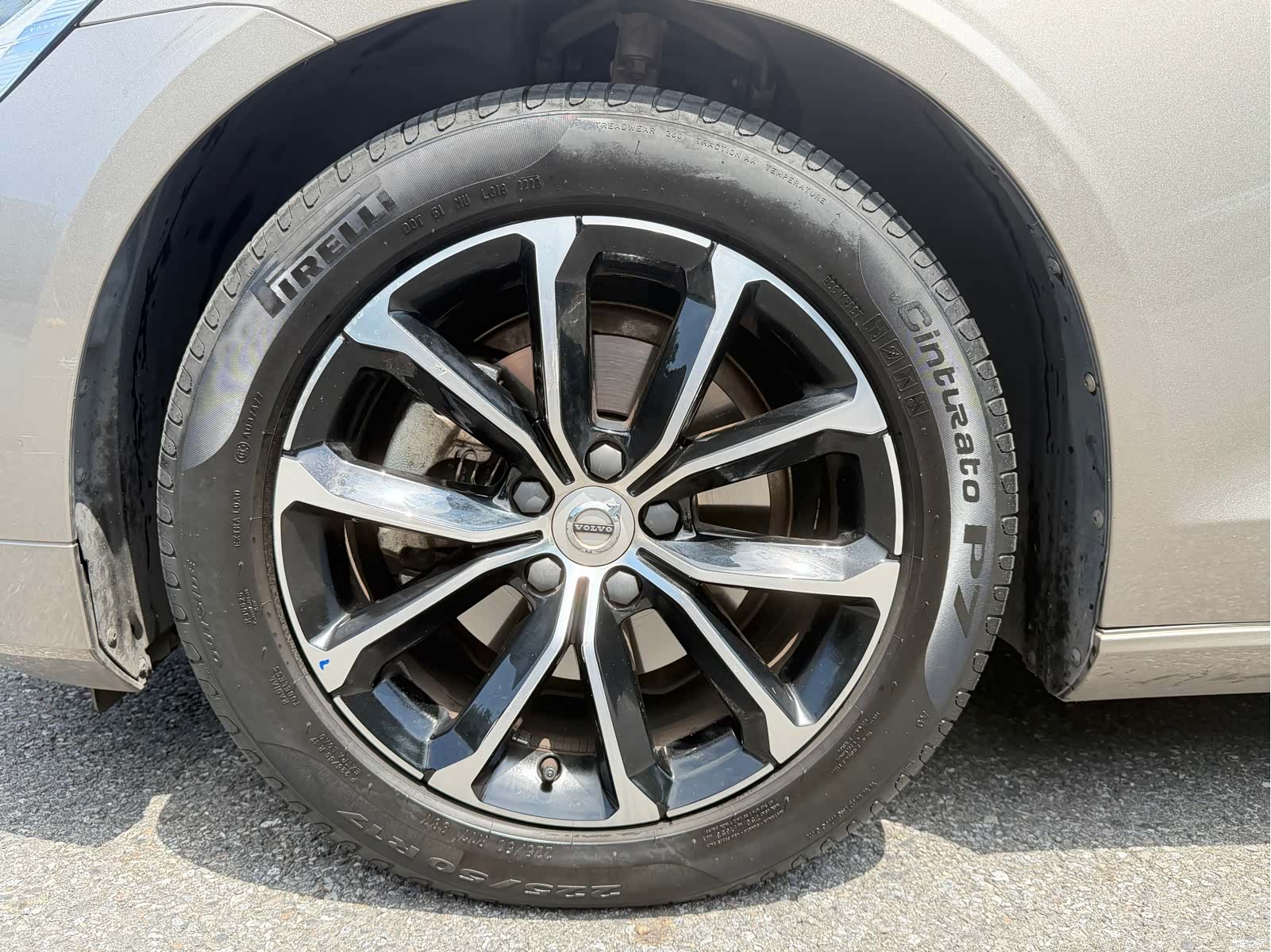 Volvo S60, 2021 все фото