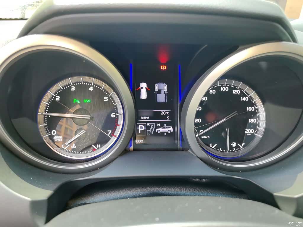 Toyota Prado, 2015 4