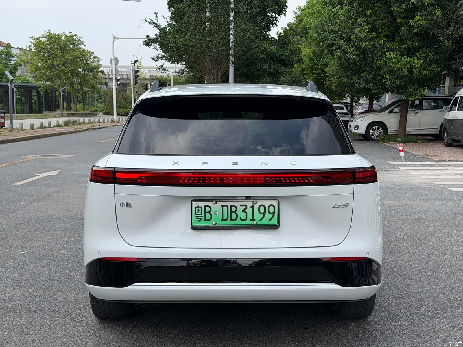 Xpeng G9, 2023 все фото