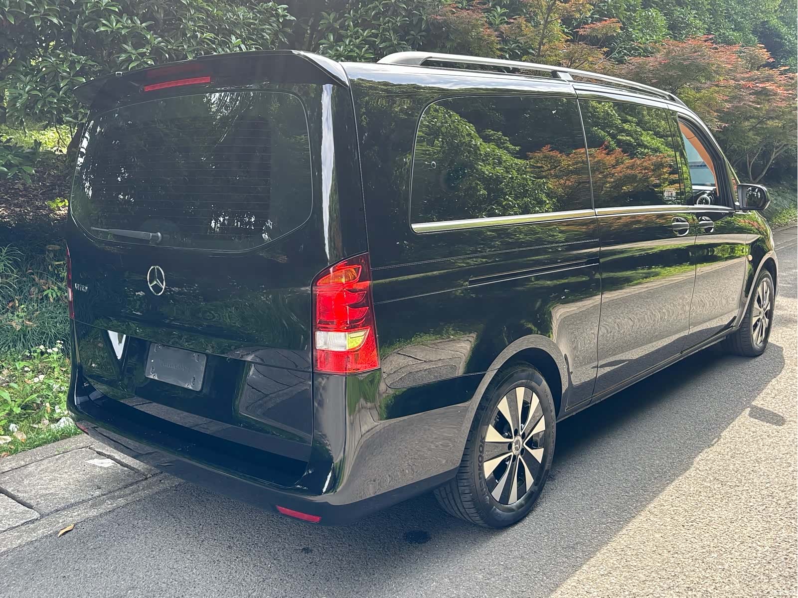 Mercedes-Benz 7, 2024 4