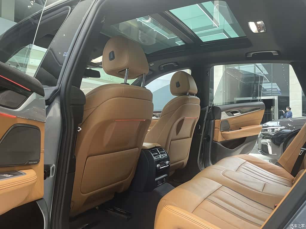 BMW 6 Series GT, 2019 все фото