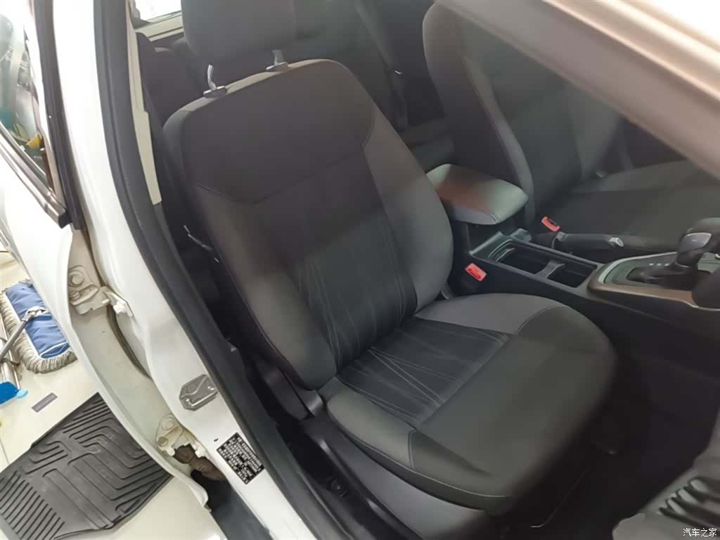 Ford Focus, 2016 25
