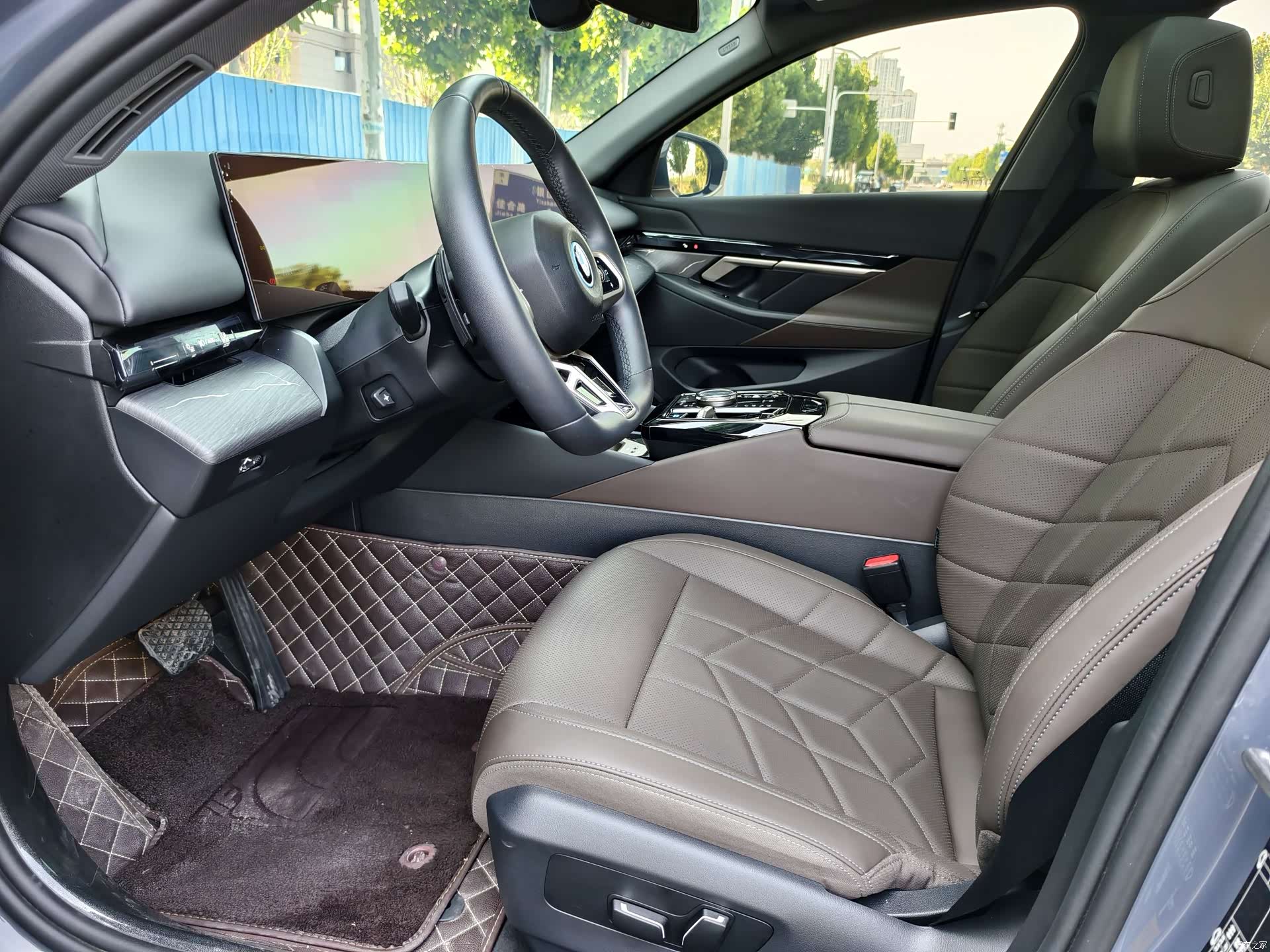 BMW i5, 2024 все фото