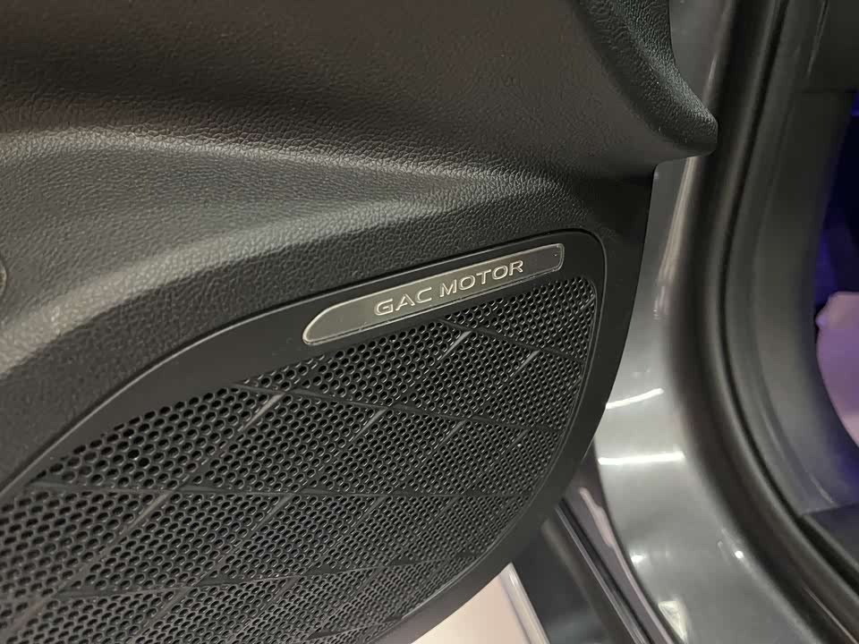 Trumpchi Shadow Leopard