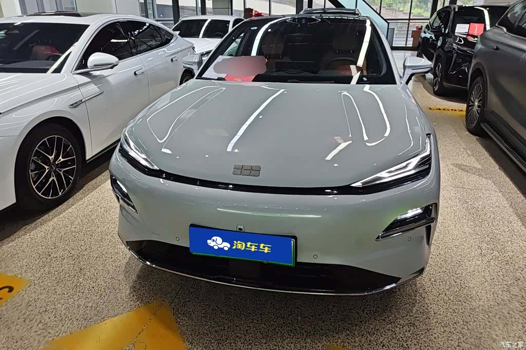 Geely 8, 2026 2