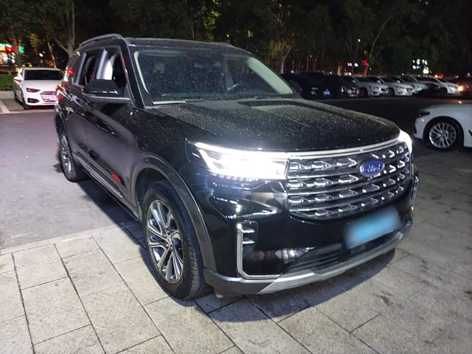 Ford Explorer Ford Explorer