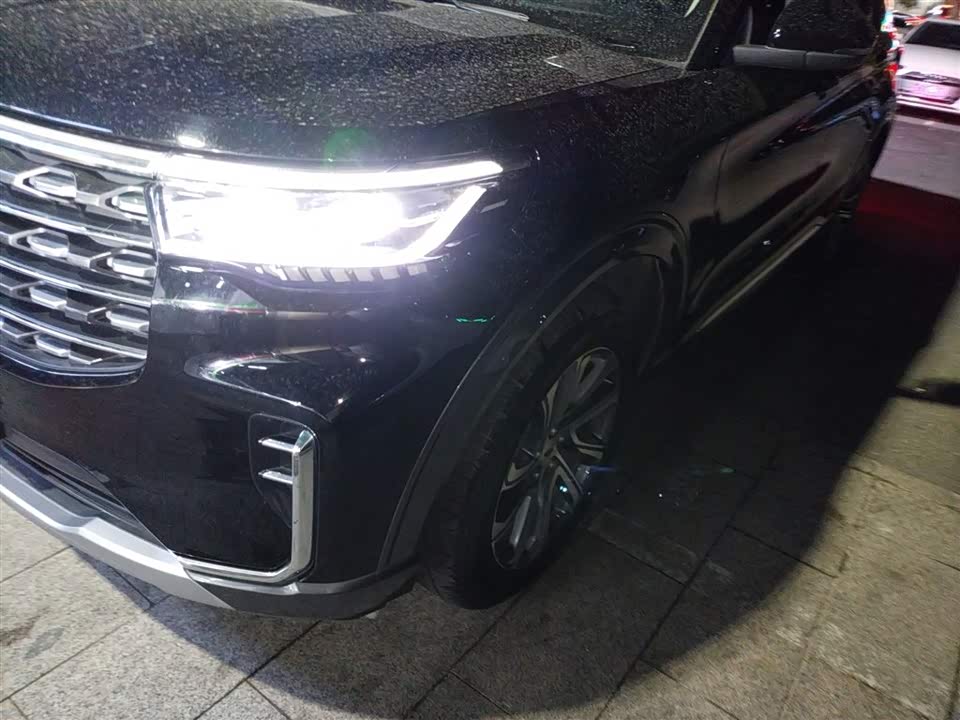 Ford Explorer Ford Explorer
