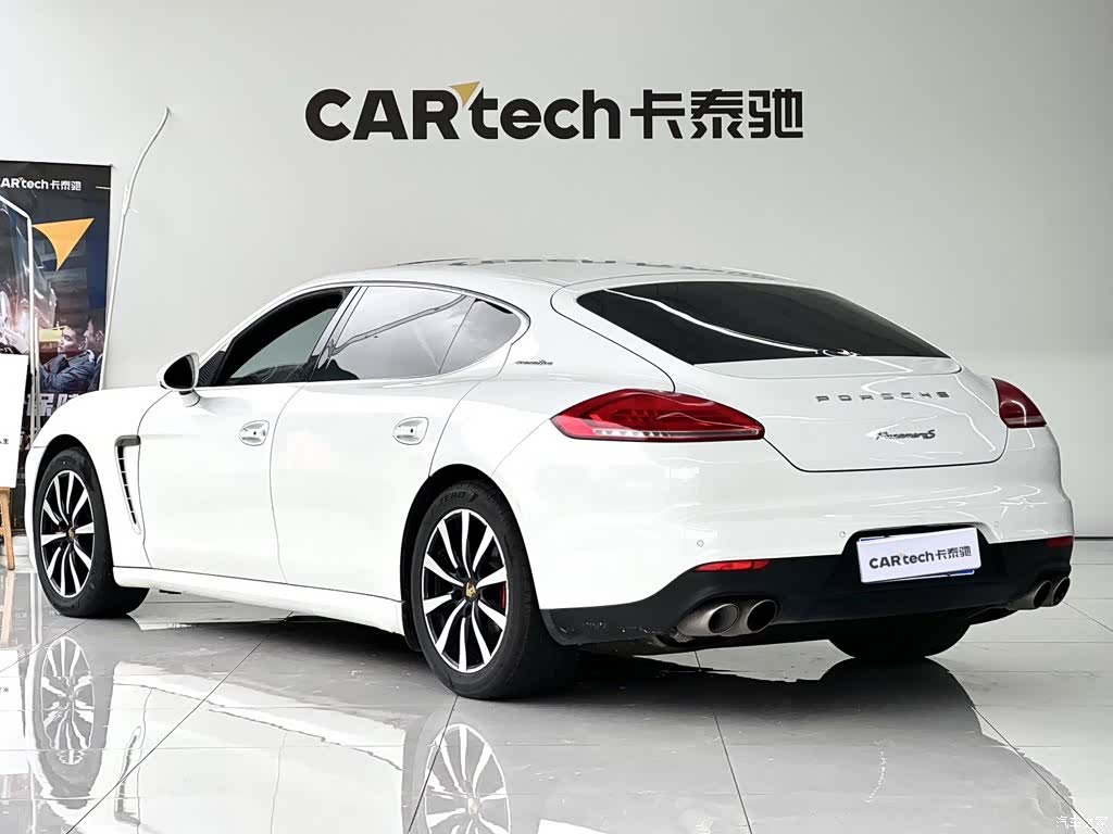 Porsche Panamera, 2015 7
