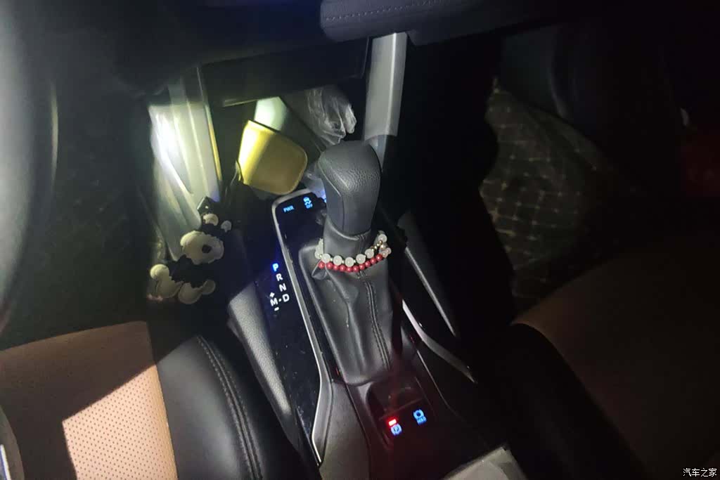 Toyota Frontlander, 2022 16
