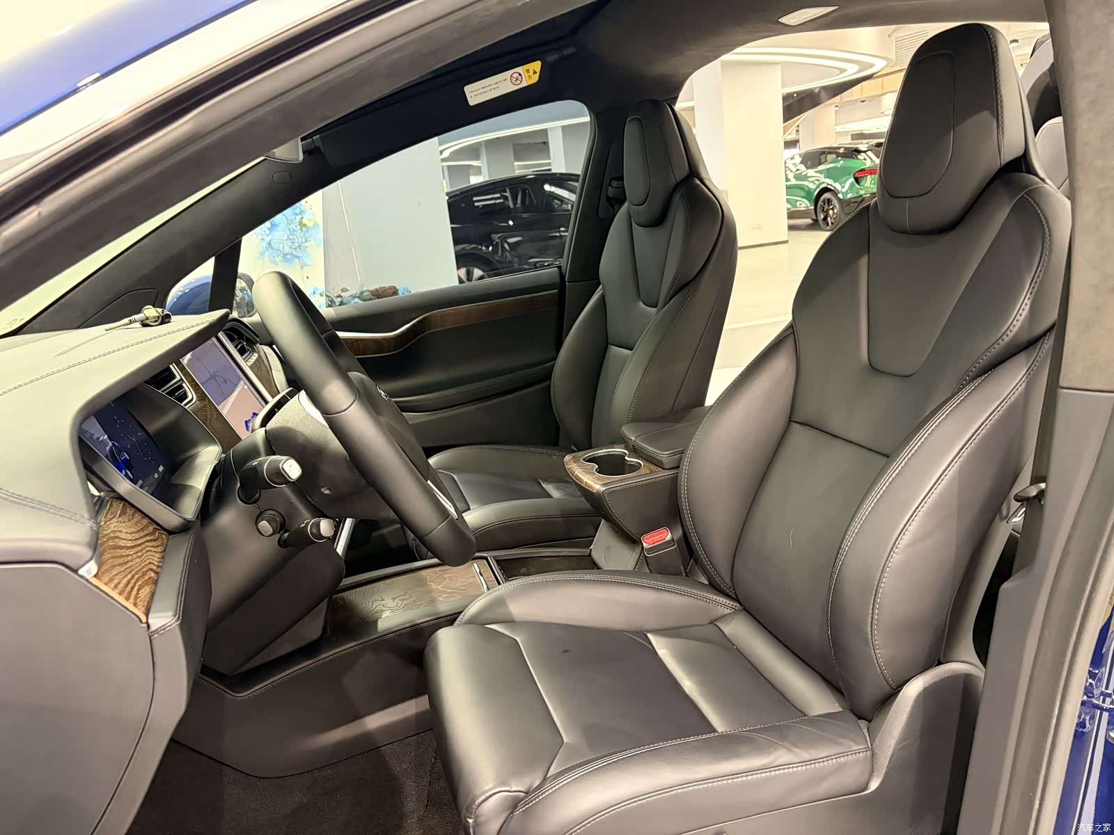 Tesla Model X, 2018 7
