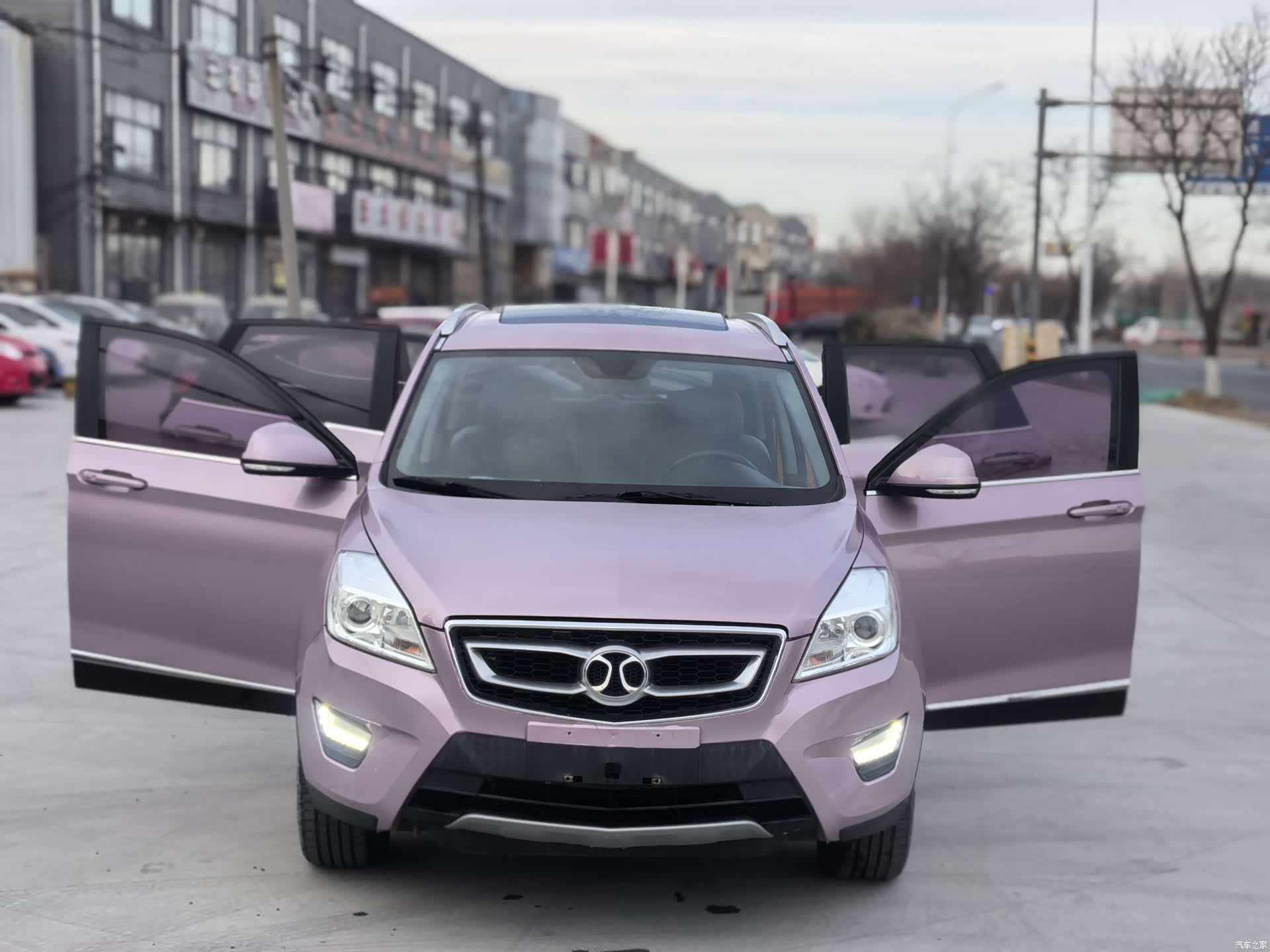 BAIC X65, 2015 4
