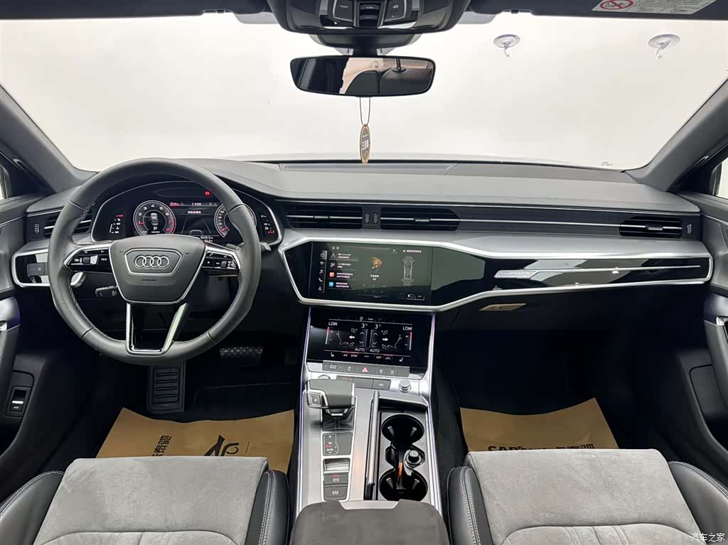 Audi A6L, 2022 10