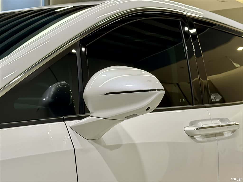 Buick Century, 2023 12