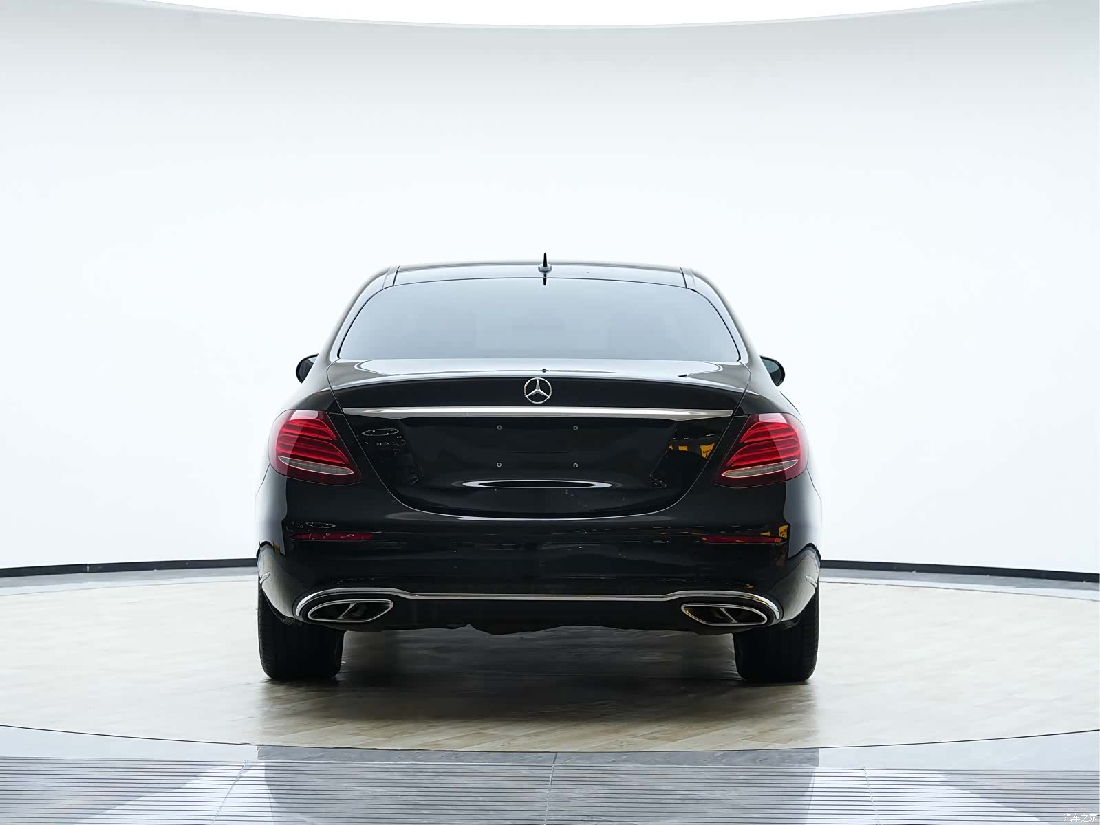 Mercedes-Benz E-Class, 2020 все фото