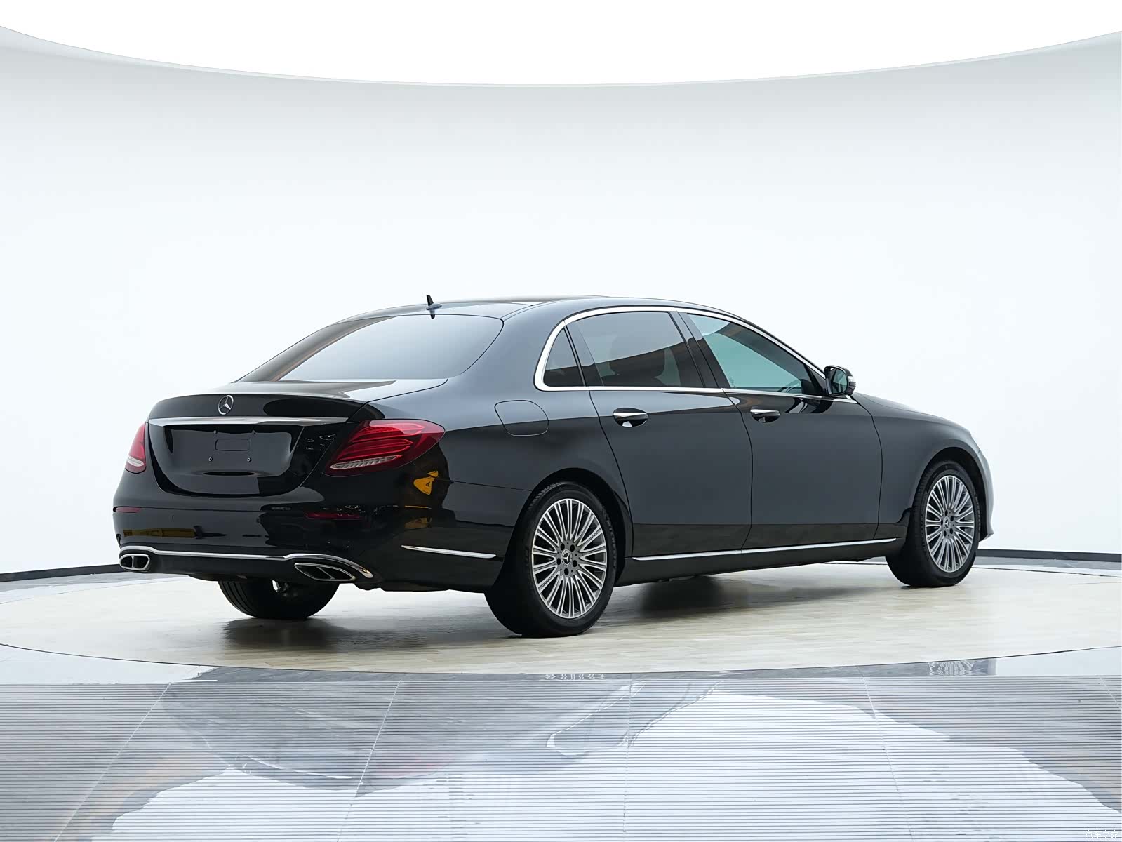 Mercedes-Benz E-Class, 2020 6