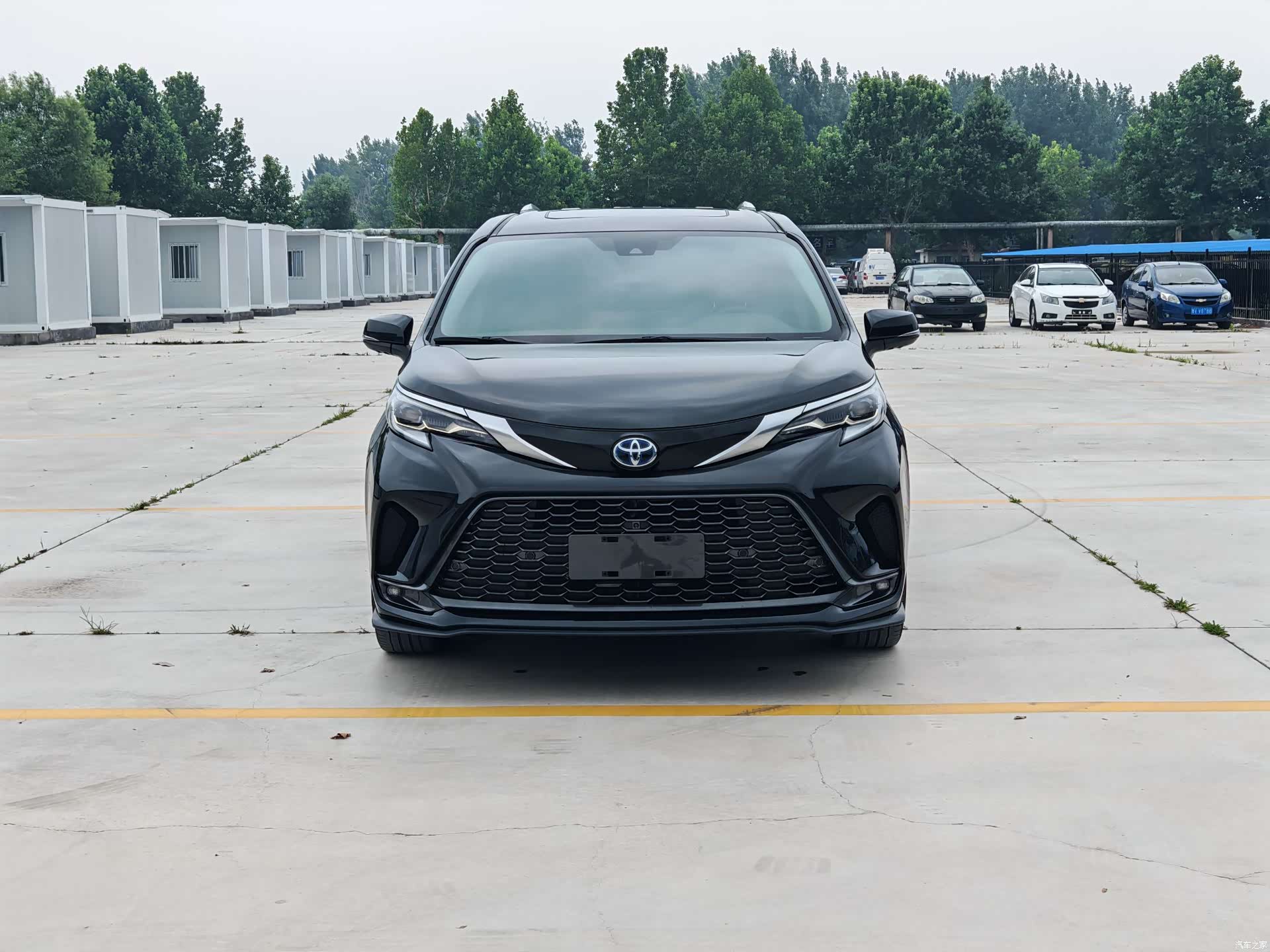 Toyota Granvia, 2024 2