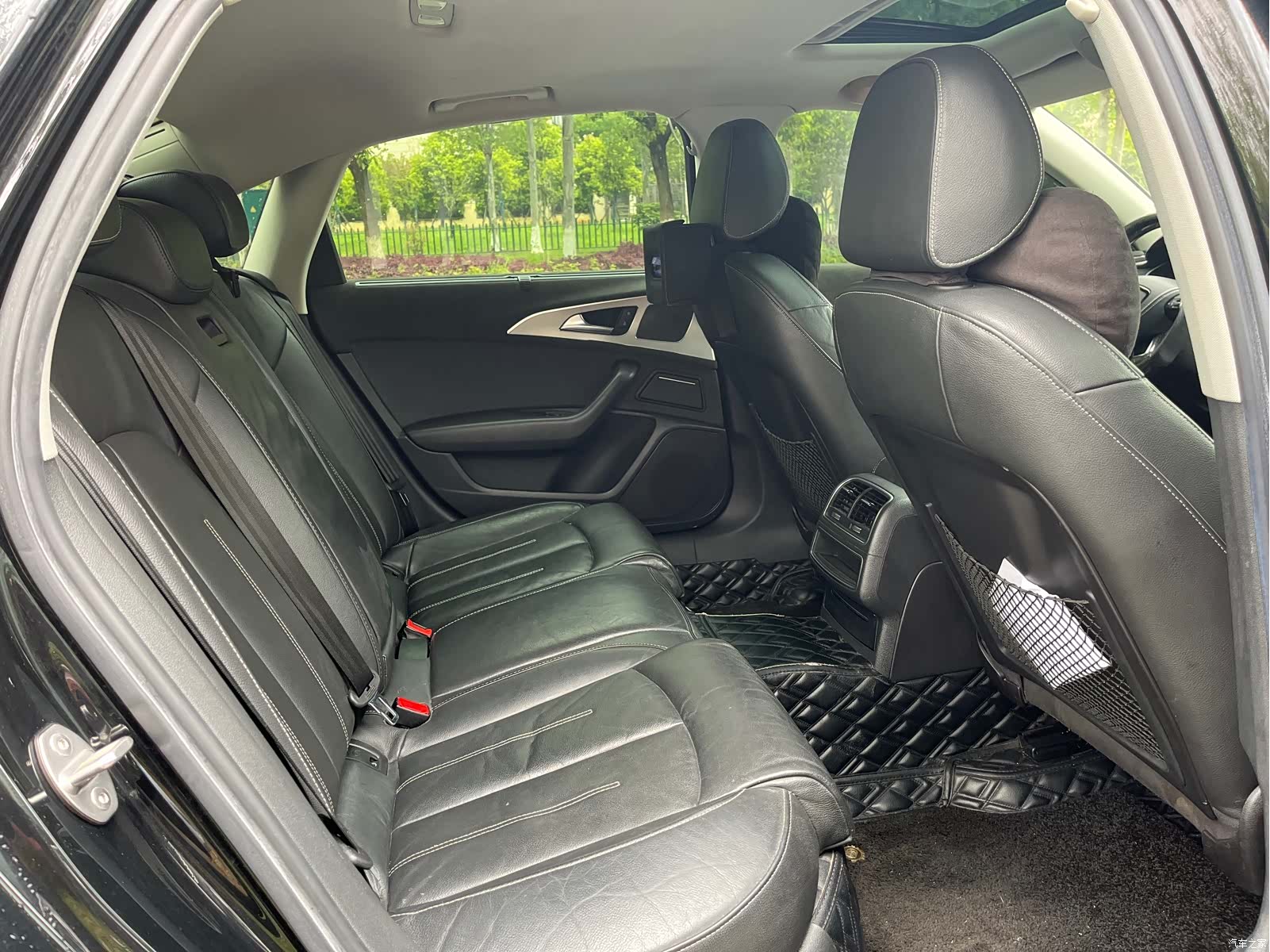 Audi A6L, 2019 11