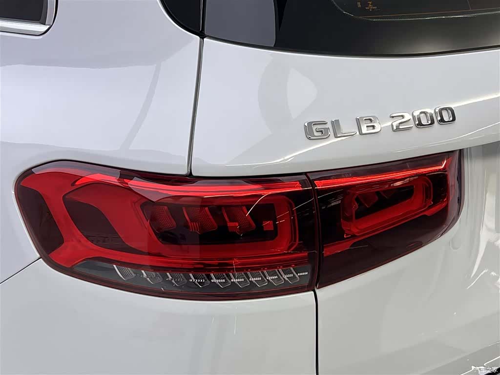 Mercedes-Benz GLB, 2021 10