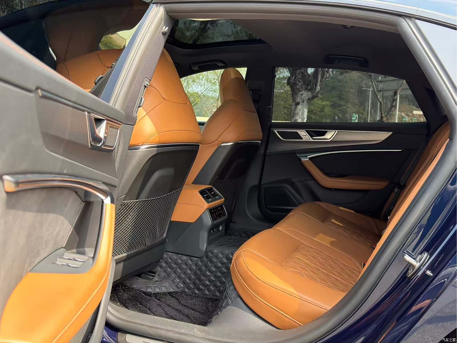 Audi A7L, 2022 11