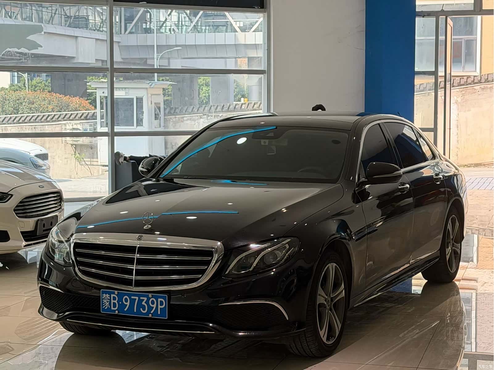 Mercedes-Benz E-Class, 2017 1